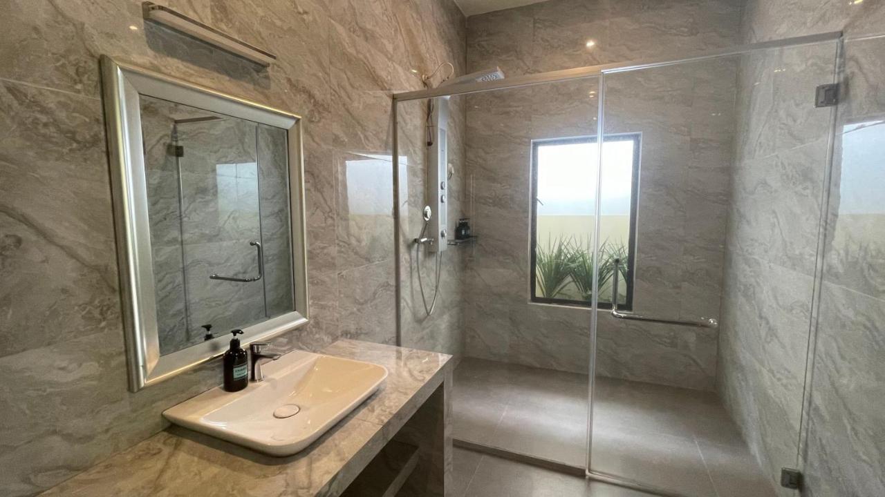 בנטונג Charis Pool Villa 2 - 3 Bedroom With Private Pool מראה חיצוני תמונה