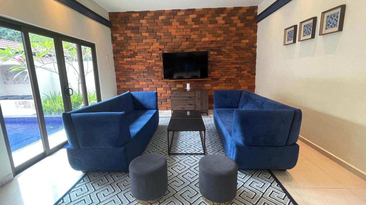 בנטונג Charis Pool Villa 2 - 3 Bedroom With Private Pool מראה חיצוני תמונה